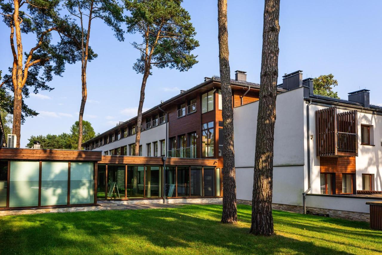 Columna Medica Hotel Łask Kültér fotó